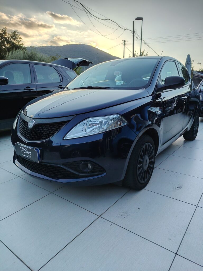 Lancia Ypsilon 1.2 GPL 2015